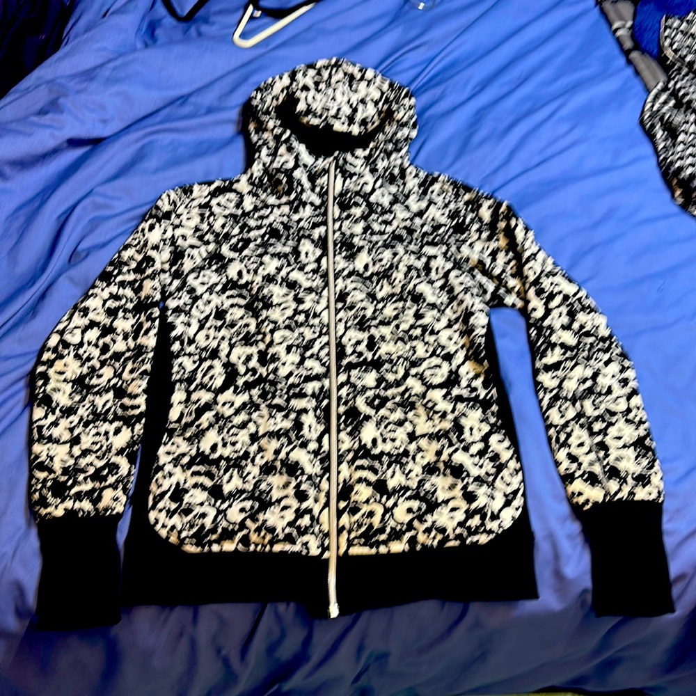 Lululemon hoody